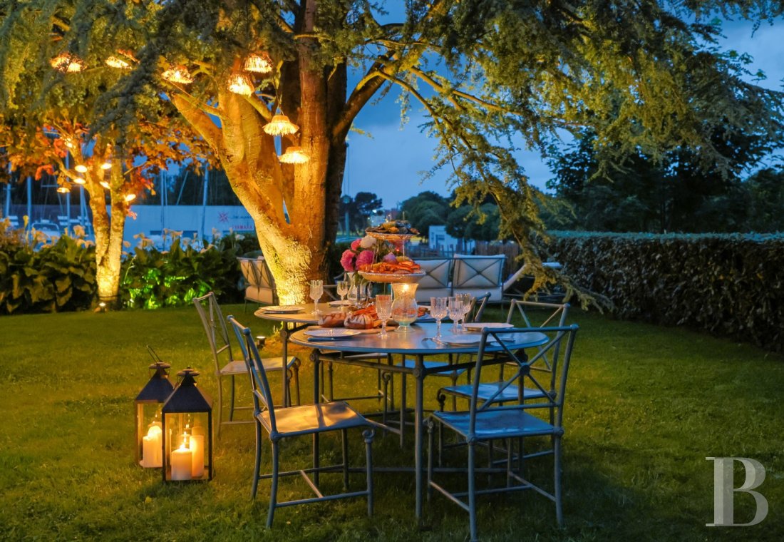 À Vannes, dans le Morbihan, une villa contemporaine au bord du canal - photo  n°39
